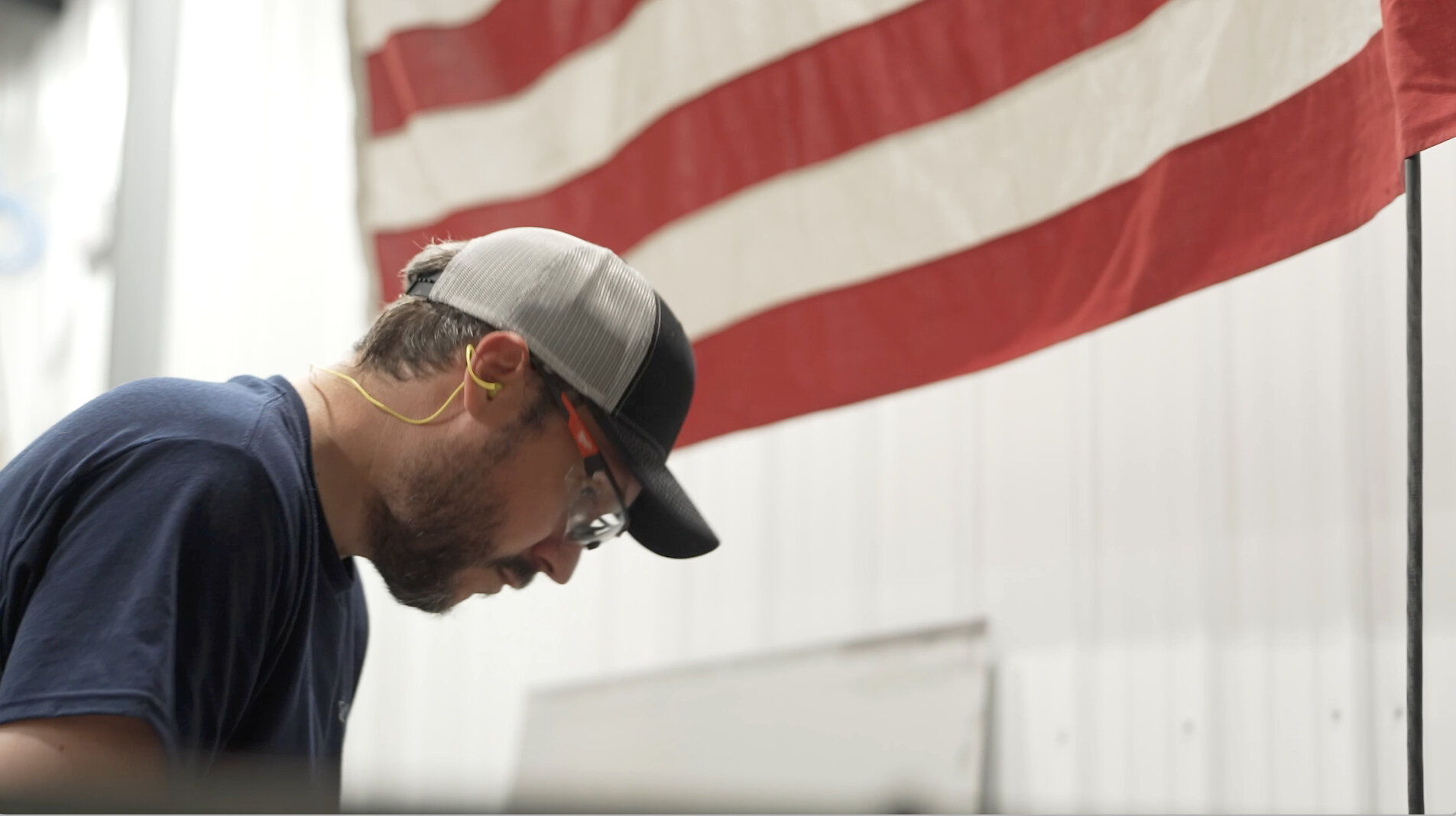Celebrating America's 250ᵗʰ New Film Features SIG SAUER's World-Class American Manufacturing 260701 pr made in america